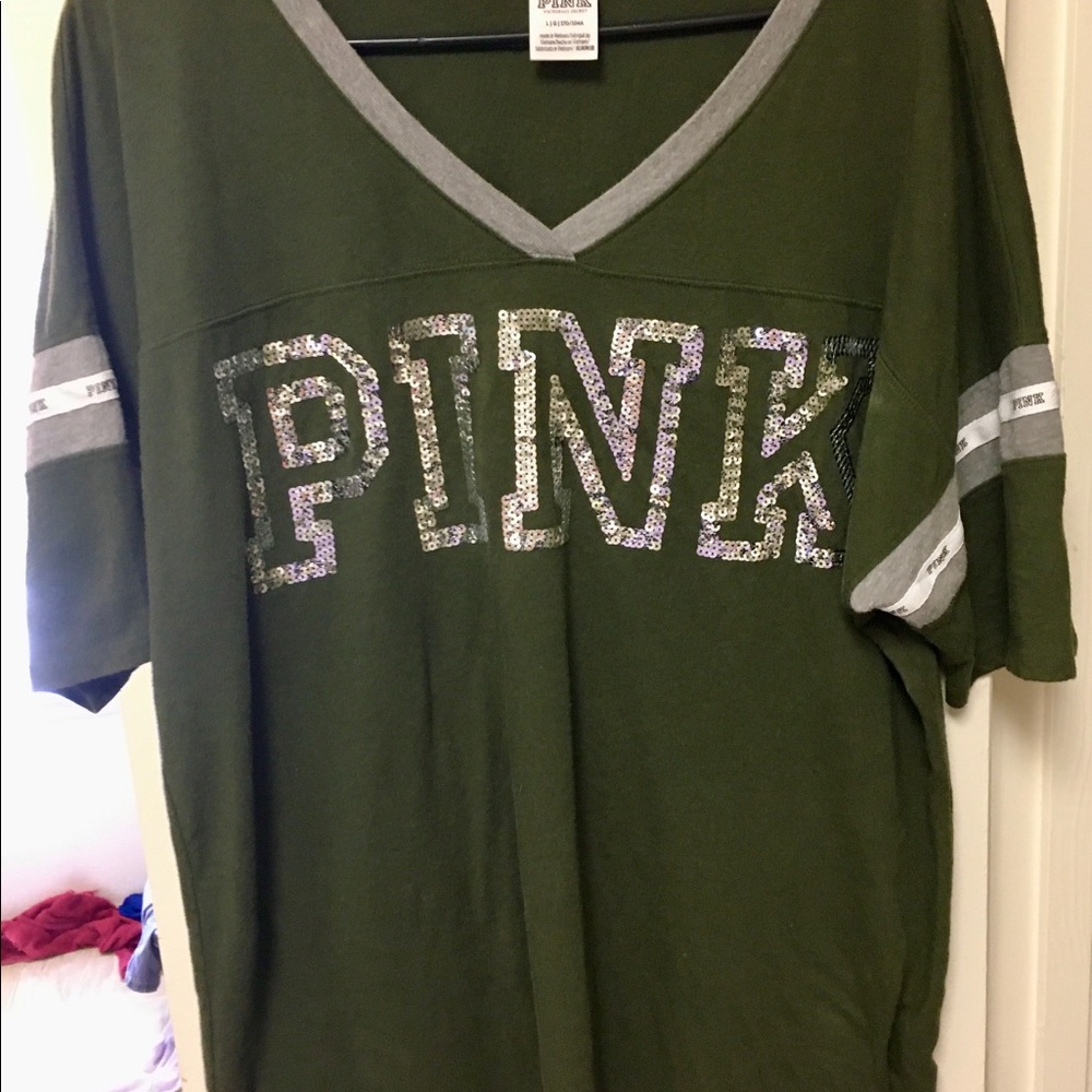 **SOLD!**VS Pink 3/4 Sleeve Oversized V-Neck